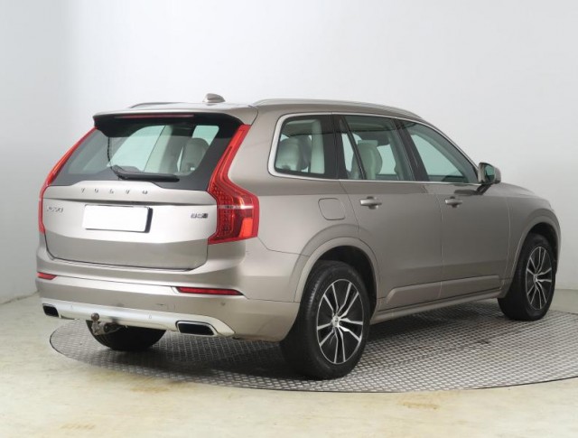 Volvo XC90  B5 AWD 