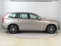 Volvo XC90  B5 AWD 