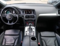 Audi Q7  3.0 TDI 