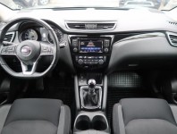 Nissan Qashqai  1.3 DIG-T 