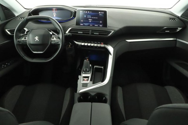 Peugeot 3008  1.2 PureTech 