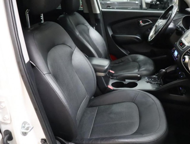 Hyundai ix35  2.0 CRDi 