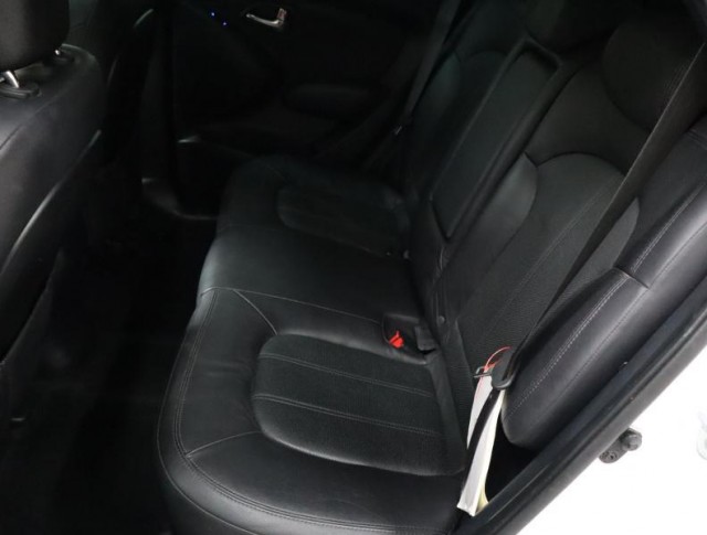 Hyundai ix35  2.0 CRDi 