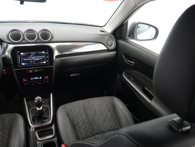Suzuki Vitara  1.4 BoosterJet Elegance