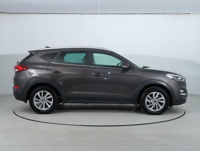 Hyundai Tucson  1.7 CRDi 