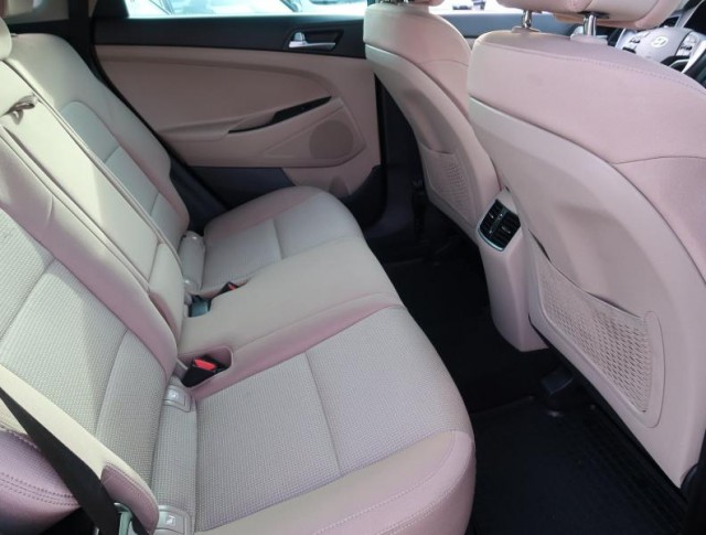 Hyundai Tucson  1.7 CRDi 