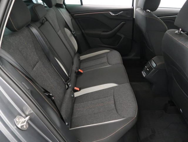 Škoda Kamiq  1.0 TSI Style