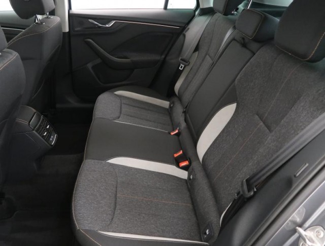 Škoda Kamiq  1.0 TSI Style