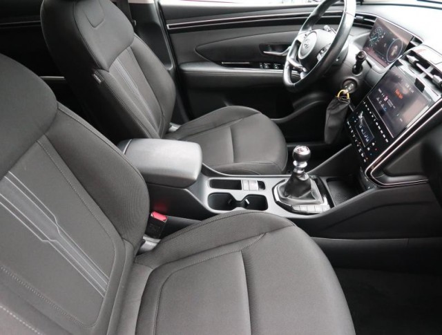 Hyundai Tucson  1.6 T-GDI 48V MHEV 