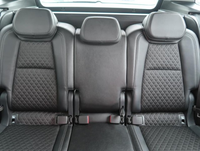 Škoda Karoq  1.5 TSI 