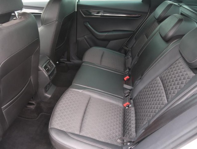 Škoda Karoq  1.5 TSI 