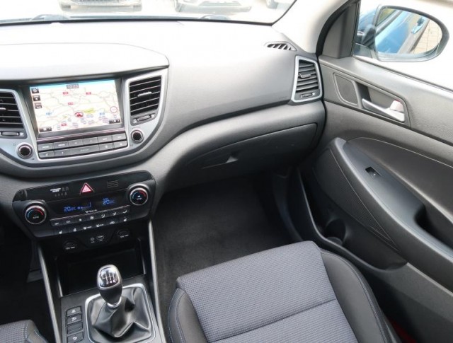 Hyundai Tucson  1.6 T-GDI Trikolor