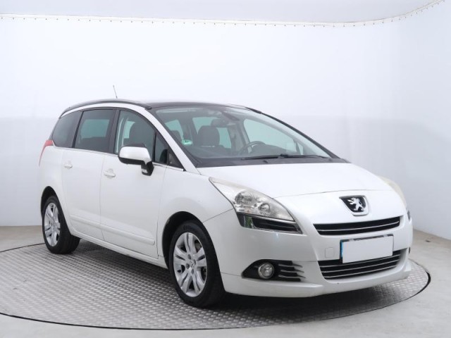 Peugeot 5008  2.0 HDI 