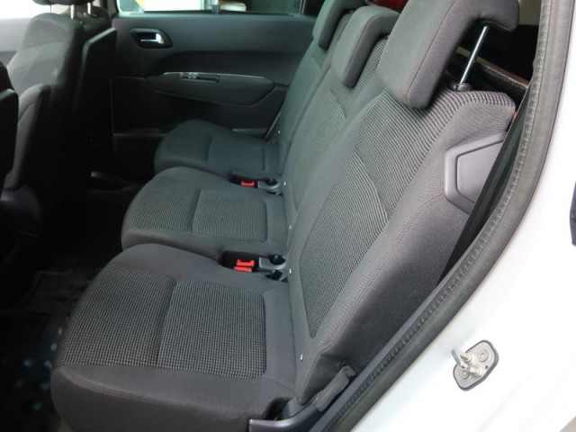 Peugeot 5008  2.0 HDI 