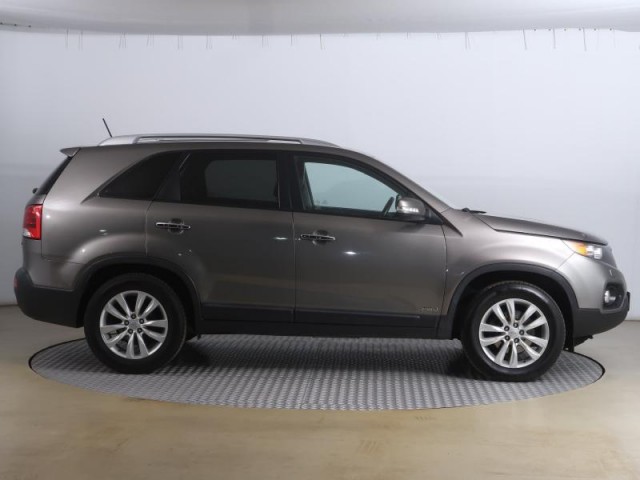 Kia Sorento  2.2 CRDi M