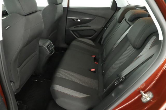 Peugeot 3008  1.2 PureTech 