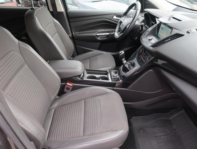 Ford Kuga  1.5 EcoBoost 