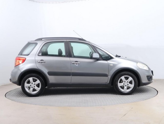 Suzuki SX4  1.6 VVT 
