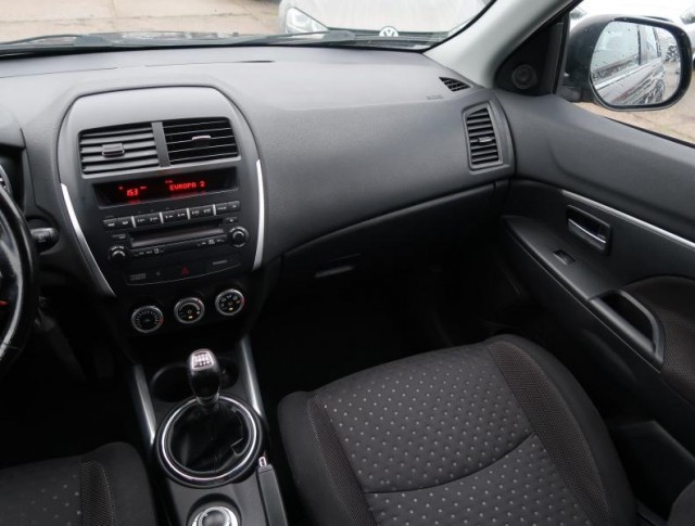 Mitsubishi ASX  1.8 DI-D MIVEC 