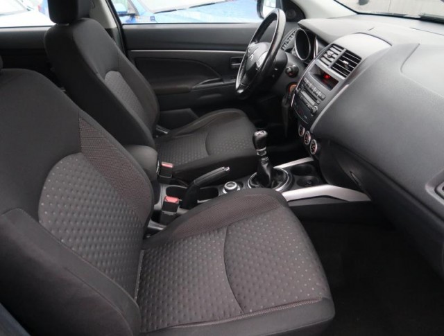 Mitsubishi ASX  1.8 DI-D MIVEC 