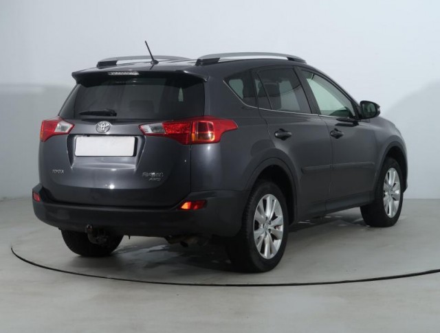 Toyota RAV 4  2.0 VVT-i 
