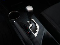 Toyota RAV 4  2.0 VVT-i 