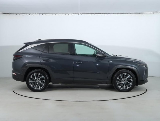 Hyundai Tucson  1.6 T-GDI 48V MHEV Style
