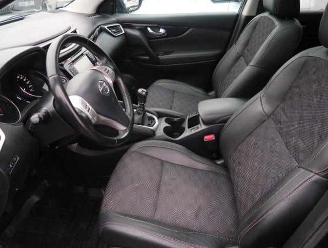 Nissan Qashqai  1.5 dCi Tekna