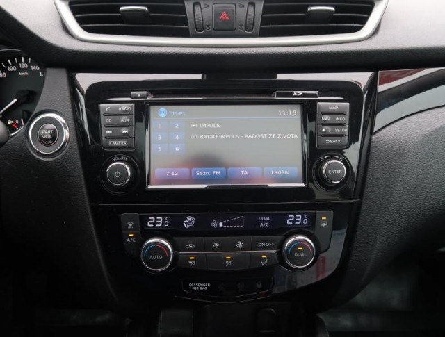 Nissan Qashqai  1.5 dCi Tekna