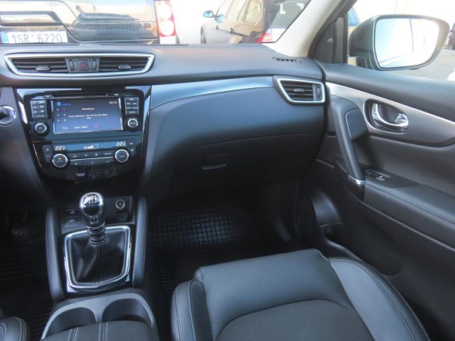 Nissan Qashqai  1.6 DIG-T 