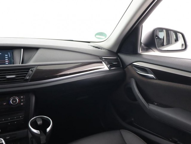 BMW X1  sDrive18d 