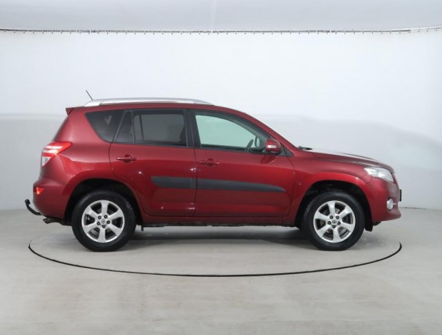 Toyota RAV 4  2.2 D-4D 