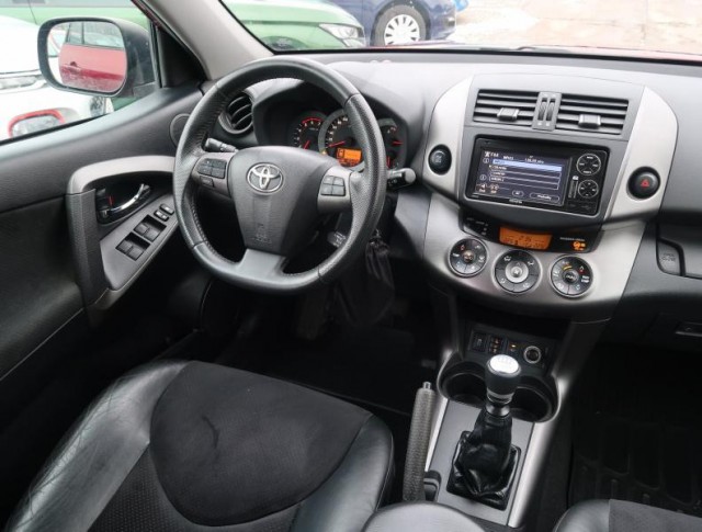 Toyota RAV 4  2.2 D-4D 