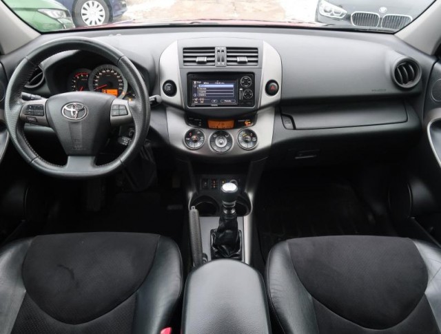 Toyota RAV 4  2.2 D-4D 