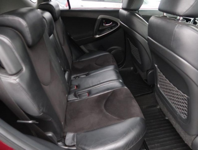 Toyota RAV 4  2.2 D-4D 