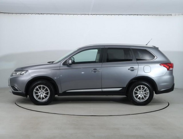 Mitsubishi Outlander  2.2 DI-D 