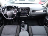 Mitsubishi Outlander  2.2 DI-D 