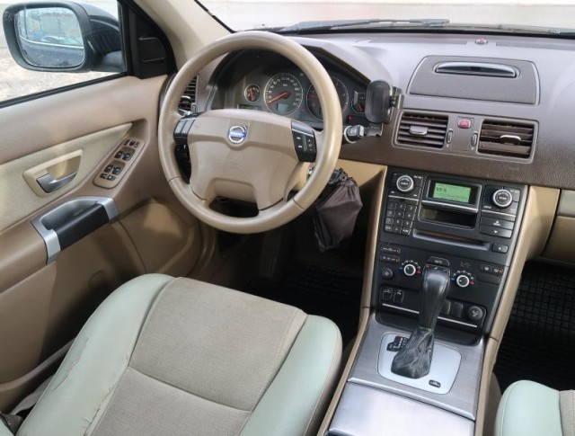 Volvo XC90  D5 
