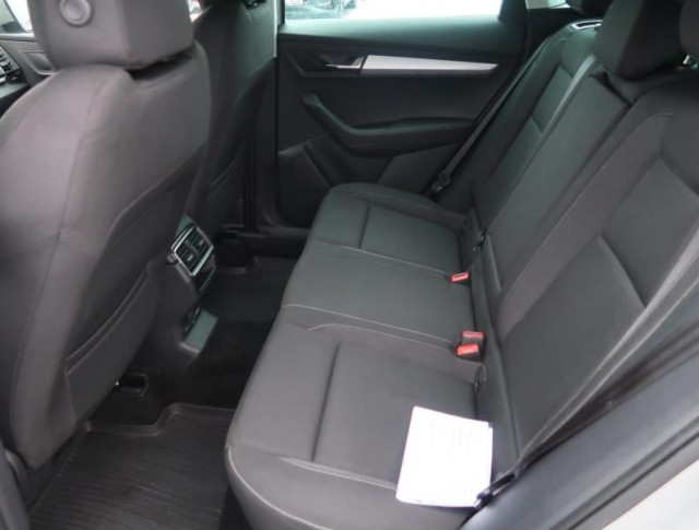 Škoda Karoq  1.0 TSI Ambition