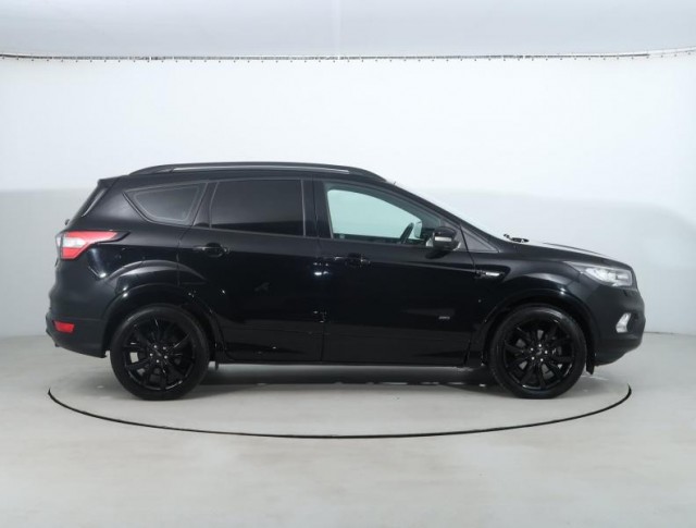 Ford Kuga  1.5 EcoBoost ST-Line