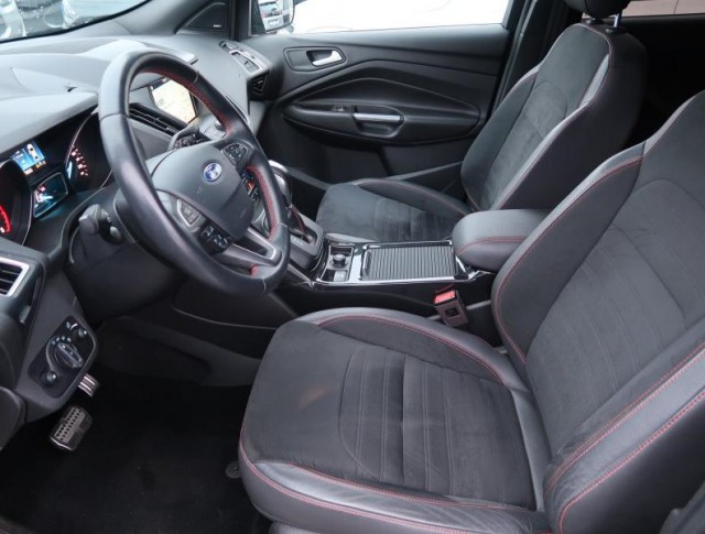 Ford Kuga  1.5 EcoBoost ST-Line