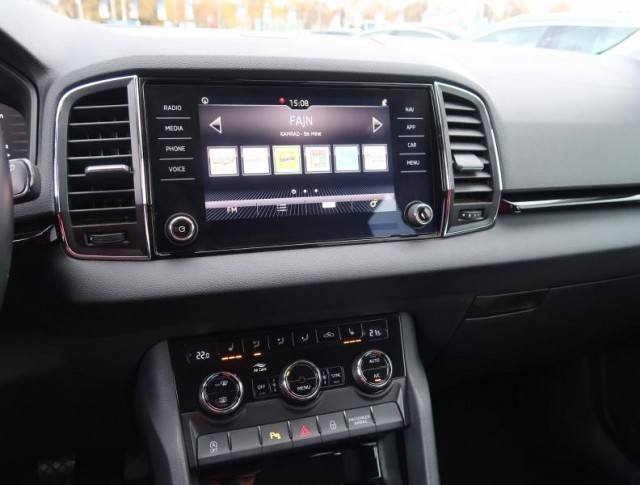 Škoda Karoq  1.5 TSI 