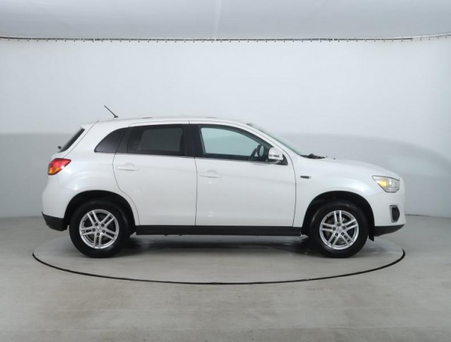 Mitsubishi ASX  1.6 MIVEC Inform