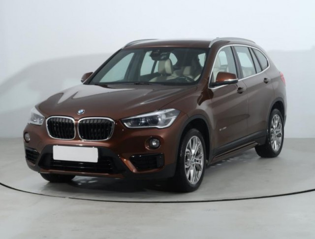 BMW X1  sDrive20i 