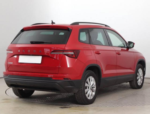 Škoda Karoq  1.5 TSI Fresh