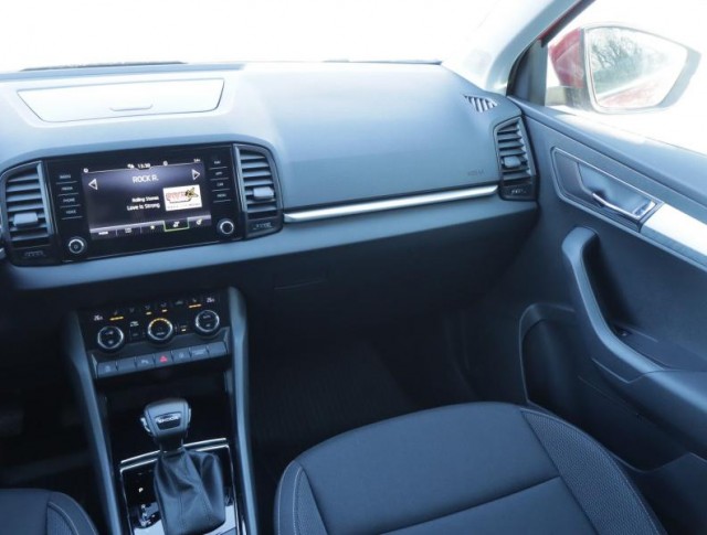 Škoda Karoq  1.5 TSI Fresh