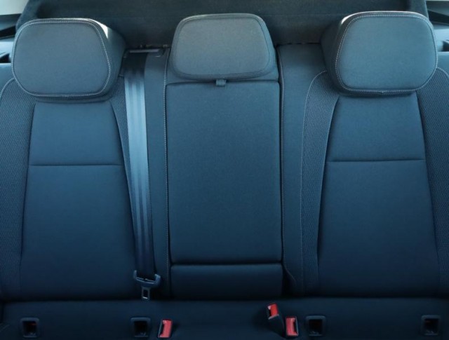 Škoda Karoq  1.5 TSI Fresh