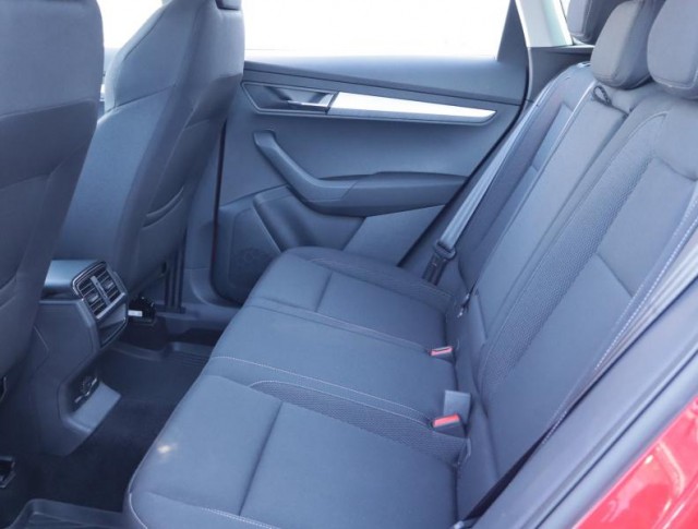 Škoda Karoq  1.5 TSI Fresh