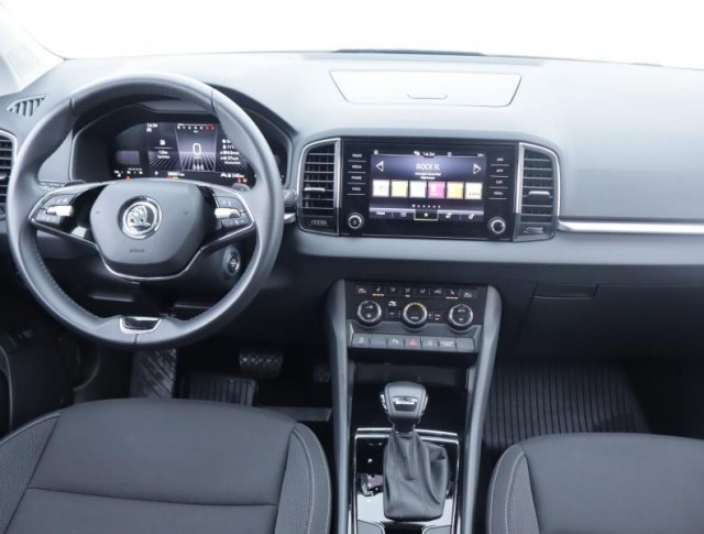 Škoda Karoq  1.5 TSI Fresh