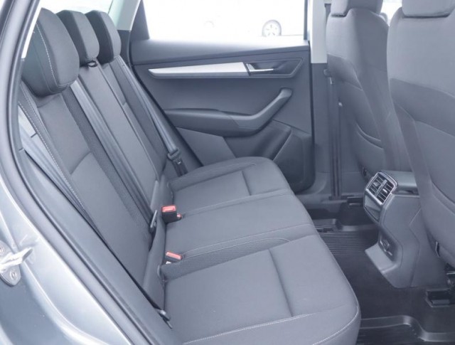 Škoda Karoq  1.5 TSI Fresh